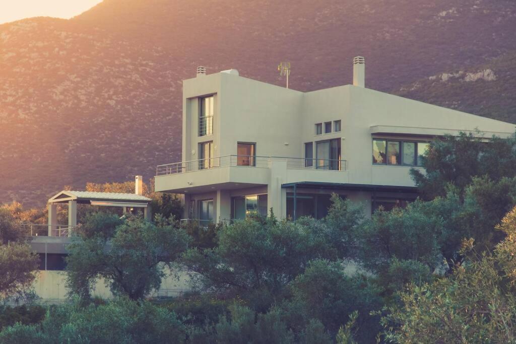 Panoramic View Summerhouse Loukissia Exterior foto