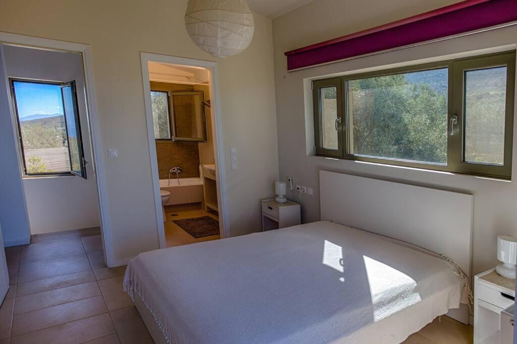 Panoramic View Summerhouse Loukissia Exterior foto