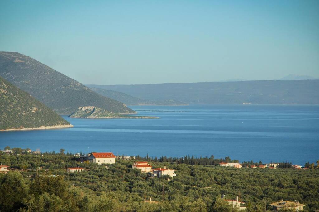 Panoramic View Summerhouse Loukissia Exterior foto