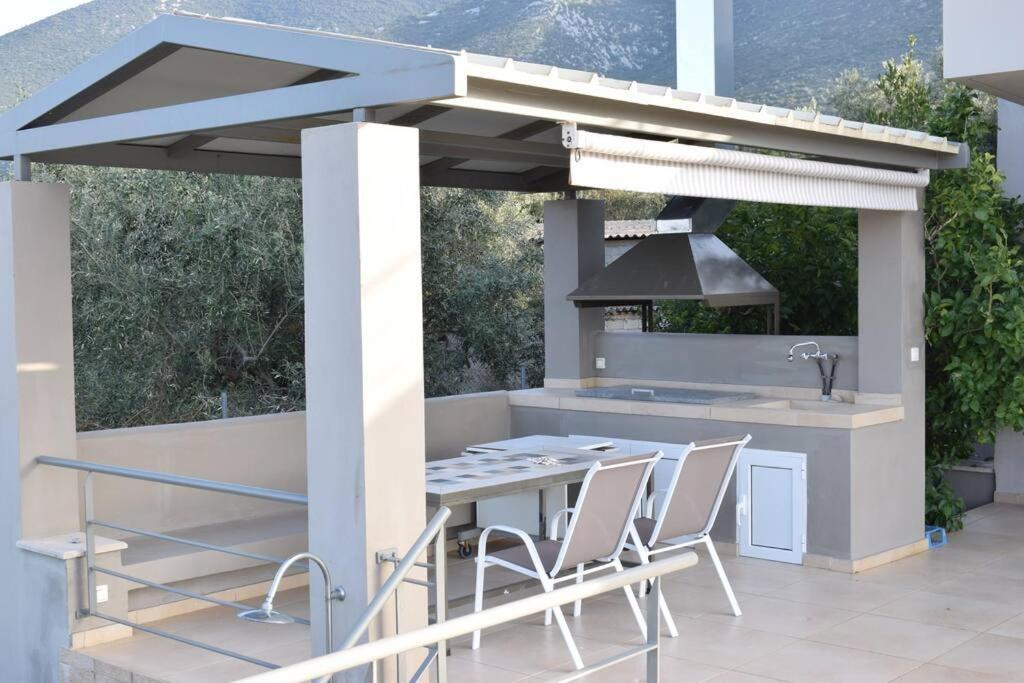 Panoramic View Summerhouse Loukissia Exterior foto
